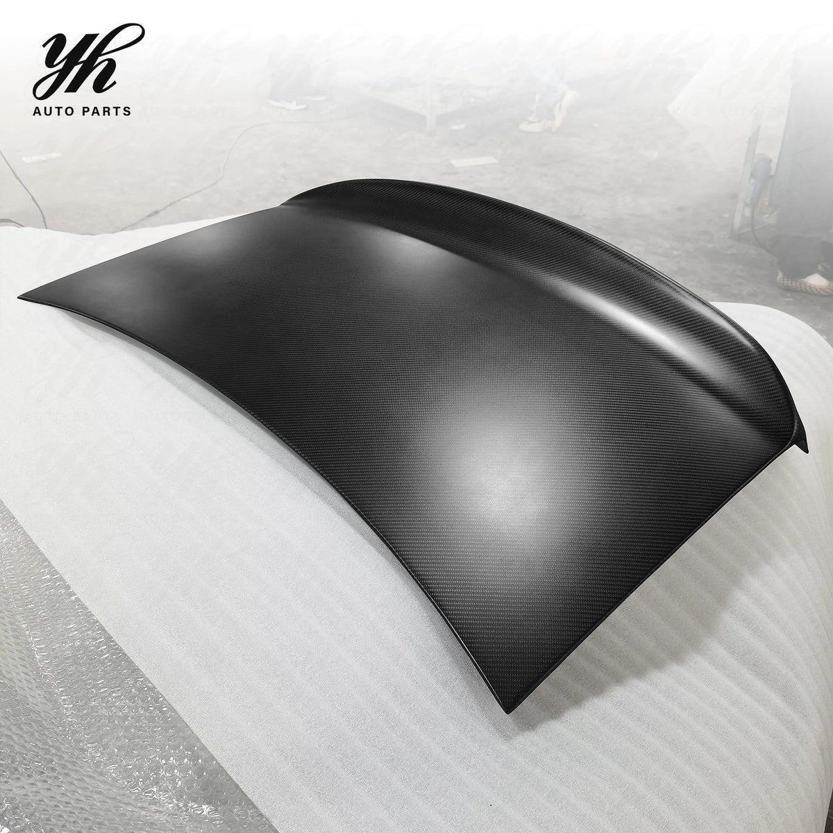 Glossy Carbon Fiber Trunk Lid with Integrated Ducktail Spoiler Boot Cover for Mazda Miata MX-5 MX5 NA 1989-1997