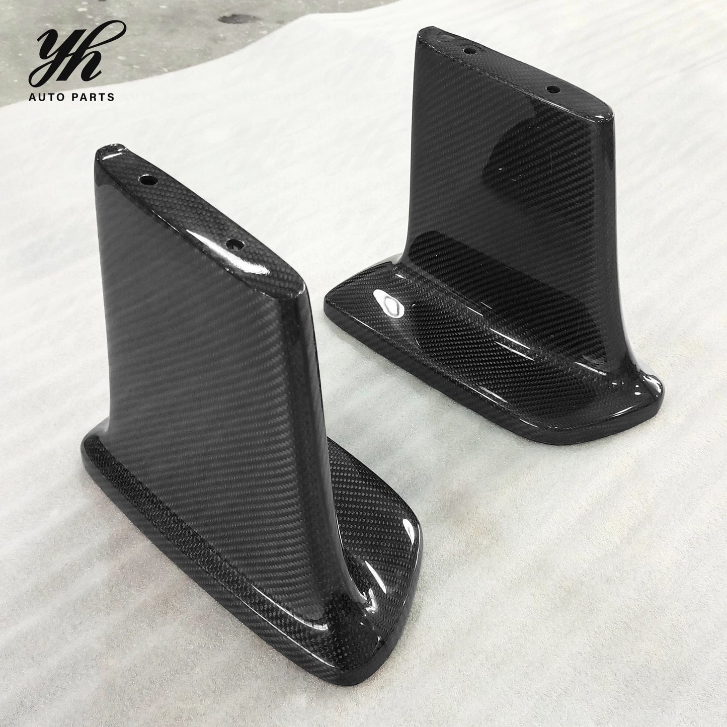 Yuhang High Quality Black High Polished Rear Spoiler CF Blade FRP Base for Skyline GT-R R32/R33/R34/GT-R GTT GTS G35