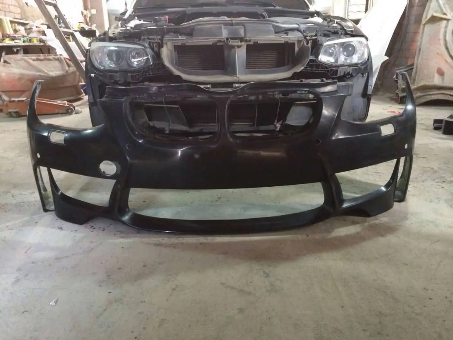 New High Quality 11-16 BMW3 Series E92 1M Glass Fiber Front Bumper Conversion with Excellent Fitment