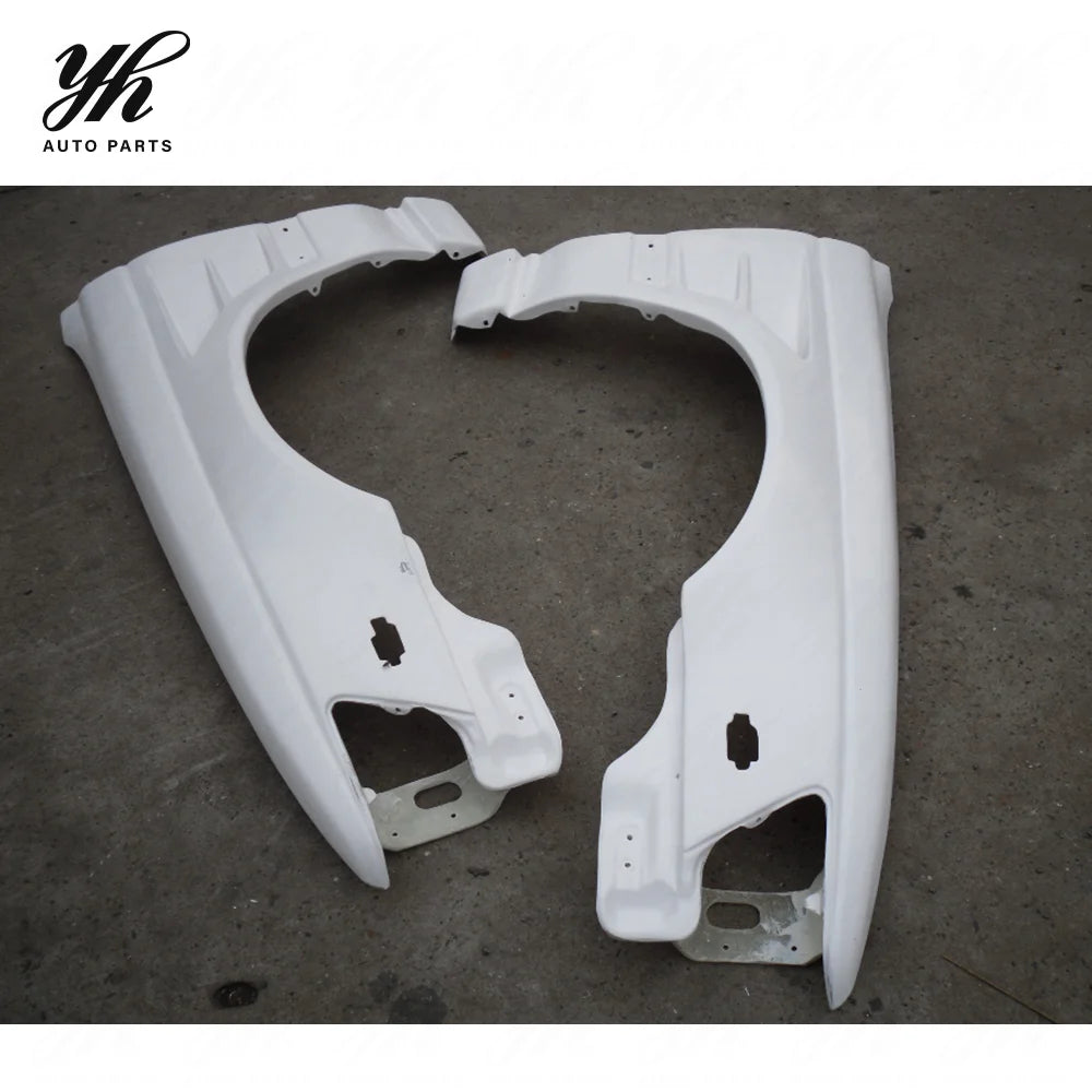 Yuhang New Black C33 Laurel BN Style Fiber Glass Front Fender