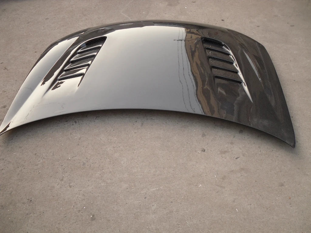 New High Quality Carbon Fiber Engine Hood for Golf 6 GTI with 3K Twill Weave and Glossy Finish