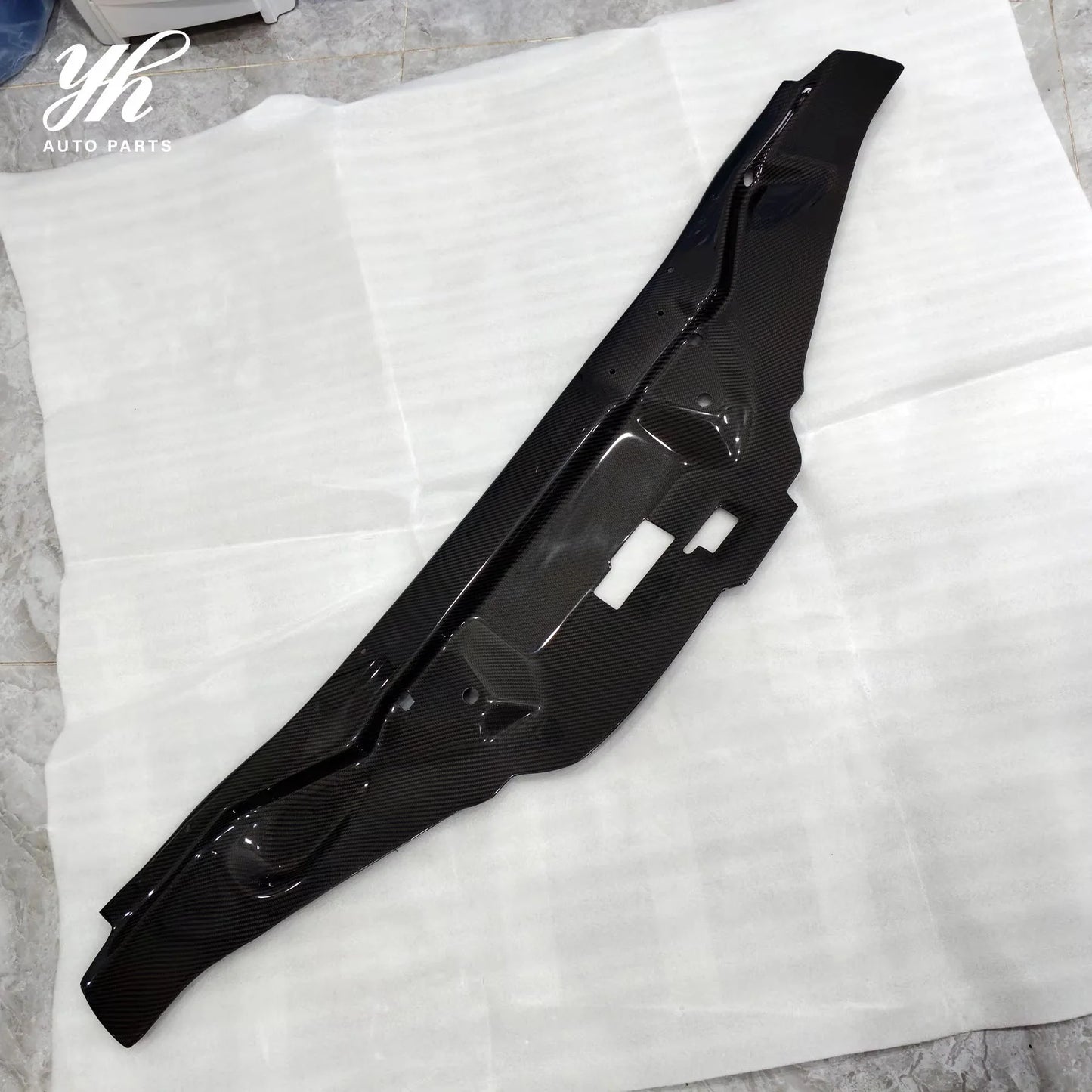 Yuhang Factory Direct Sales High Quality Carbon Fiber Cooling Panel for 1997-1998 S14A Silvia/Kouki/200SX/240SX Black