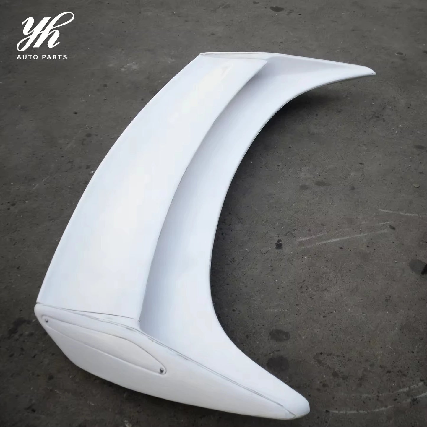 V2 Style Black FRP Rear Spoiler Carbon Fiber Wing Bumper 3k Twill Weave High Gloss Finish 100% Fitment for 350Z 2003-2005