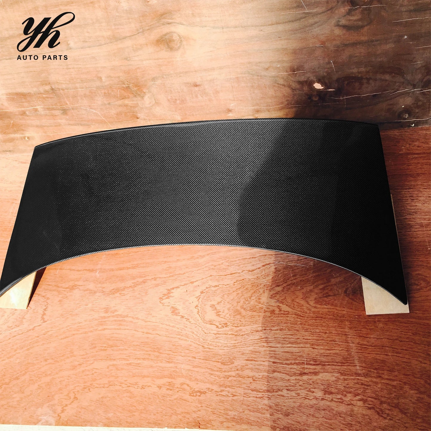 YH High Quality Lightweight Easily Installed Carbon Fiber Rear Trunk for 1992-1995 Mitsubishi Evolution 1-3 EVO 3
