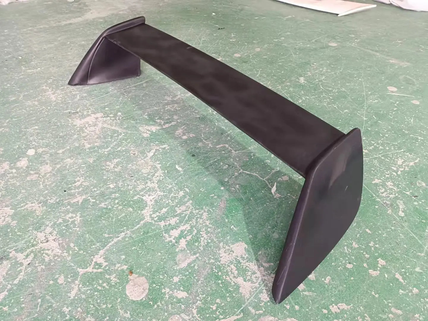 Carbon Fiber FQ Type Rear Spoiler with FRP Legs Single Deck High Glossy Finish for 2001-2007 Mitsubishi Lancer Evolution 7-9