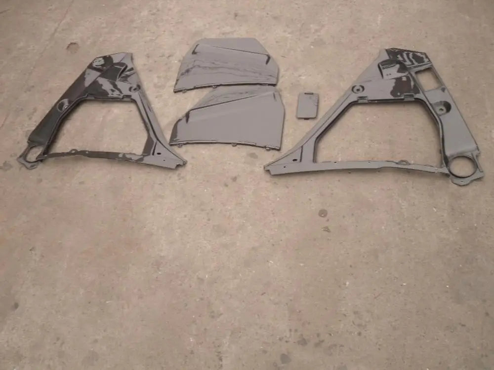 Yuhang High Quality Black Skyline R35 GTR OEM Style Carbon Fiber Engine Compartment Cover Set (5pcs)