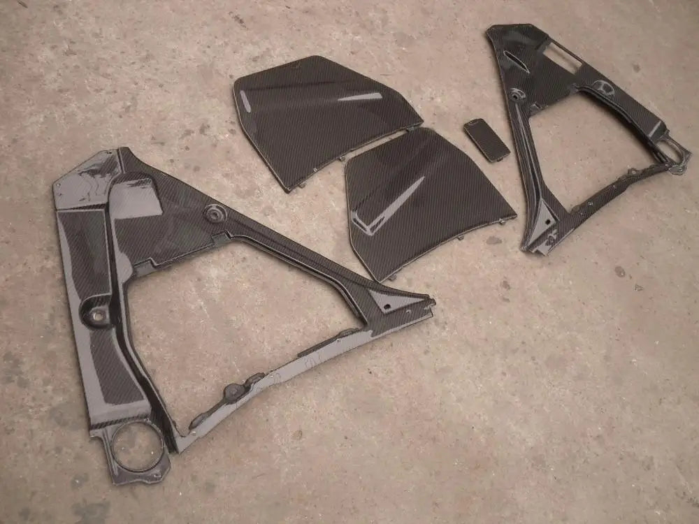 Yuhang High Quality Black Skyline R35 GTR OEM Style Carbon Fiber Engine Compartment Cover Set (5pcs)