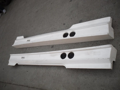 High Quality Skyline R34 GTR Side Skirts Headstock Glass Fiber FRP for 1998-2002 Nissan