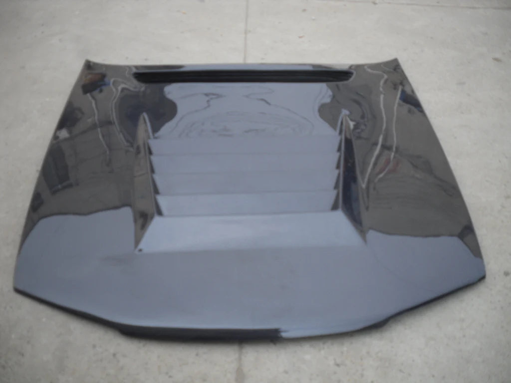Skyline R32 GTR BN Carbon Fiber Hood-3K Twill Weave Lightweight Perfect Fitment High Quality Remanufactured