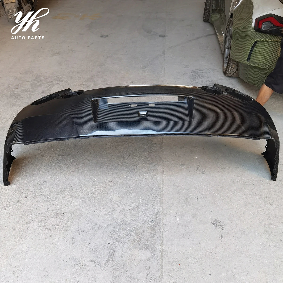 CF Rear Bumper ( Rear Lip Not Included) for Carbon Fiber Skyline R35 GTR OEM Style